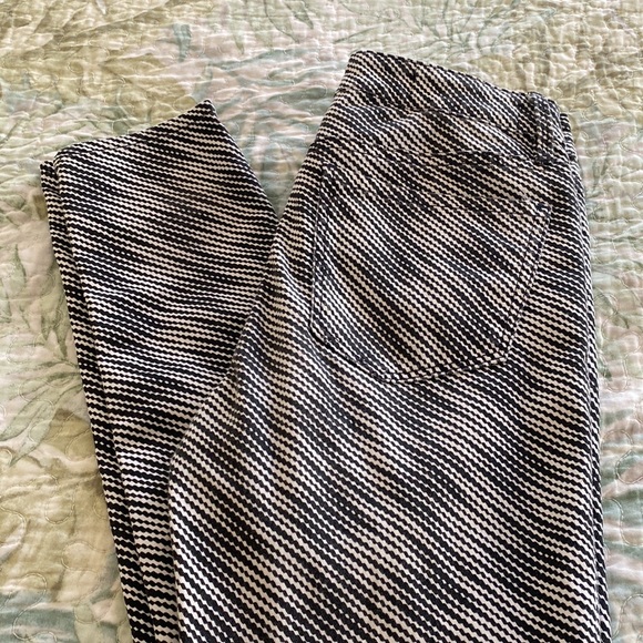 A/X Armani Exchange Super Skinny Pants | Size 26 - Picture 8 of 9